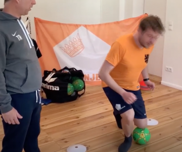 Oranje Berlin | Kinderzimmerfußball Folge 3